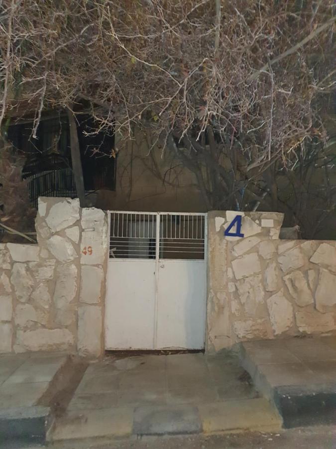 The Oaks Hotel Madaba Esterno foto